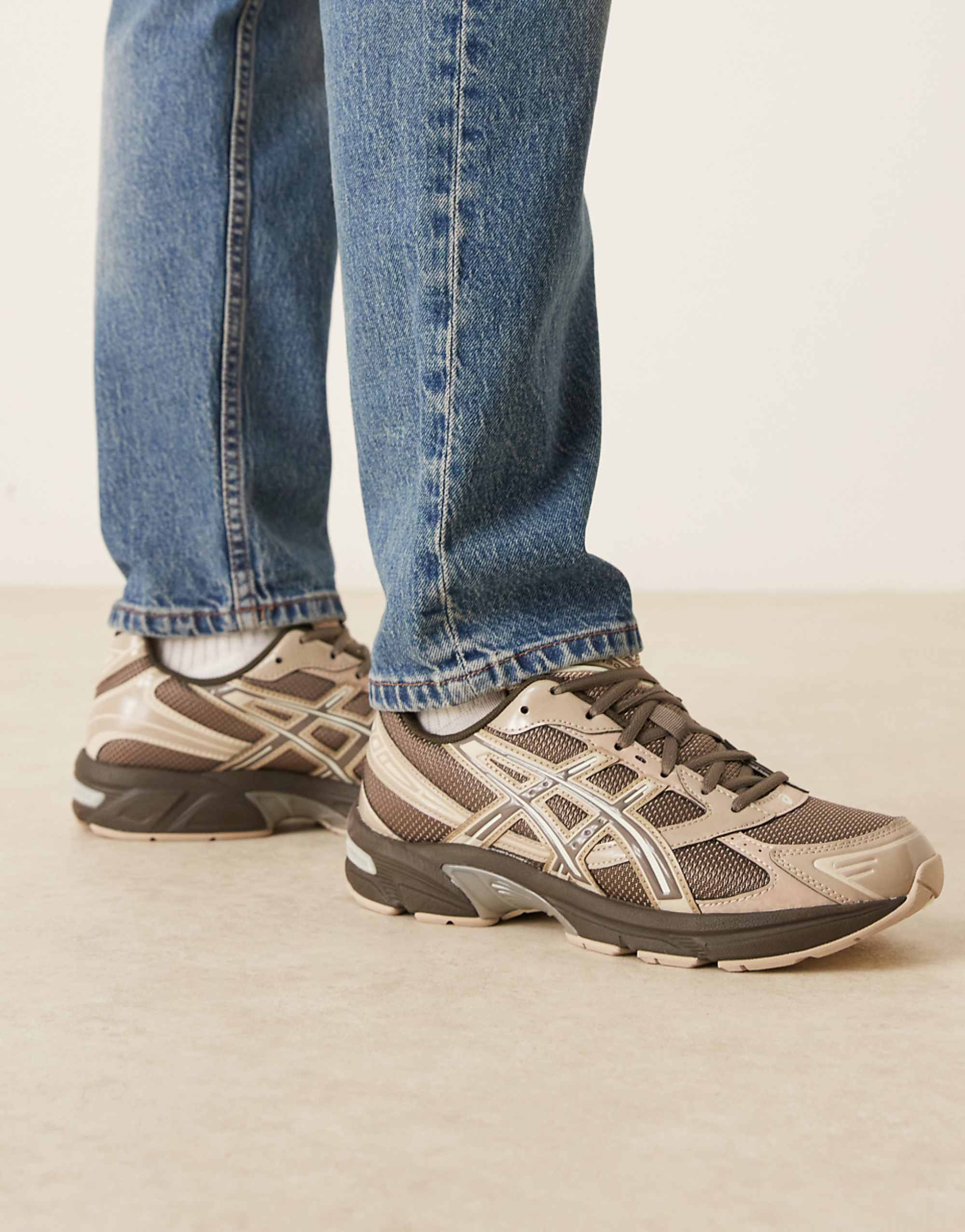 Asics Gel-1130 Trainers in Sepia Brown/driftwood