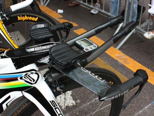 Team Columbia-High Road was another team using Dura-Ace Di2 transmissions on their time trial bikes.