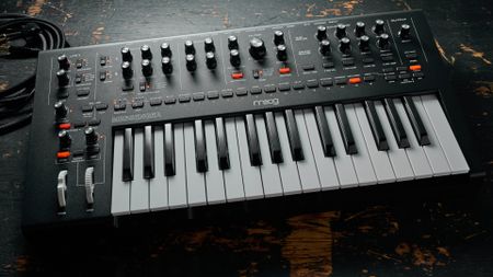 Moog Messenger