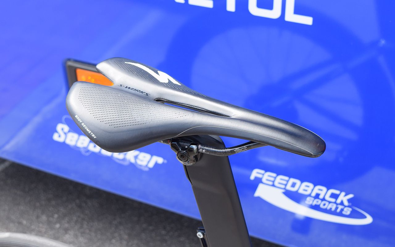 Viviani opts for a Specialized S-Works Toupe saddle