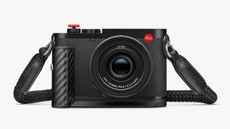 Leica Q3 45 Formula 1 Edition 