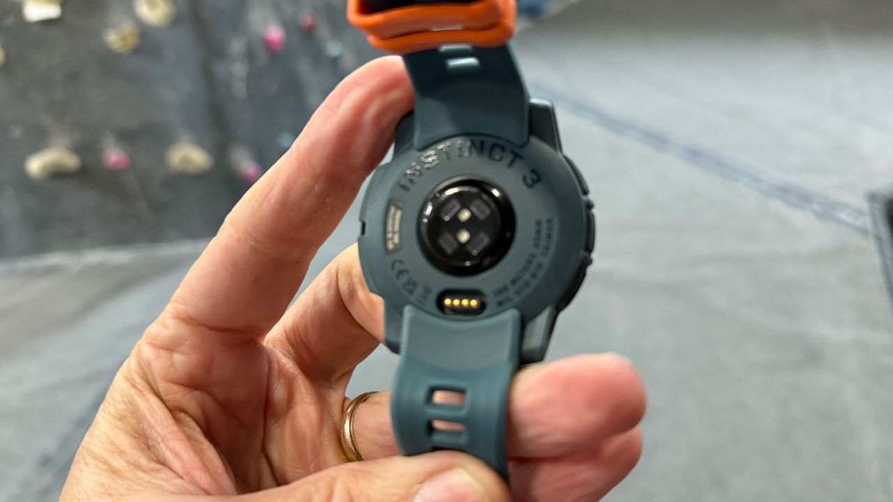 Garmin Instinct 3 Hands On