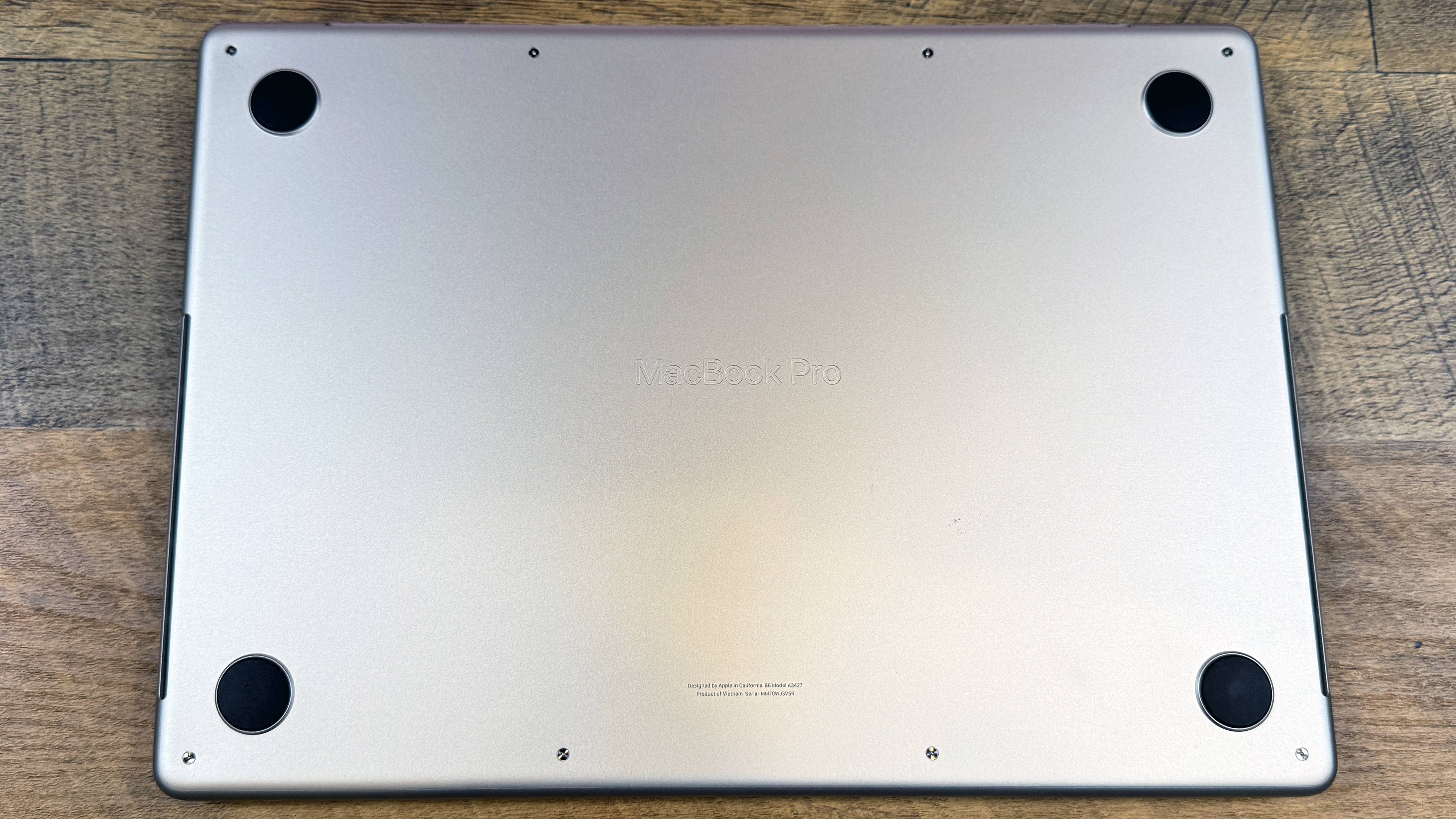 MacBook Pro 14 (M5 Max)
