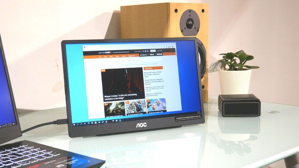AOC 16T2 15.6 inch monitor, AOC Monitors