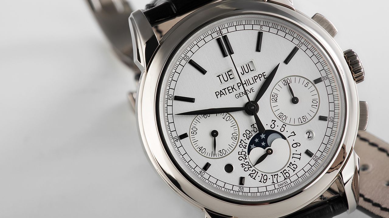 watch-club-patek-philippe-perpetual-calendar-chronograph-1st-series-complete-set-06-w7480.jpg