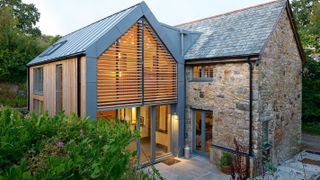 Contemporary extension with glazed gable