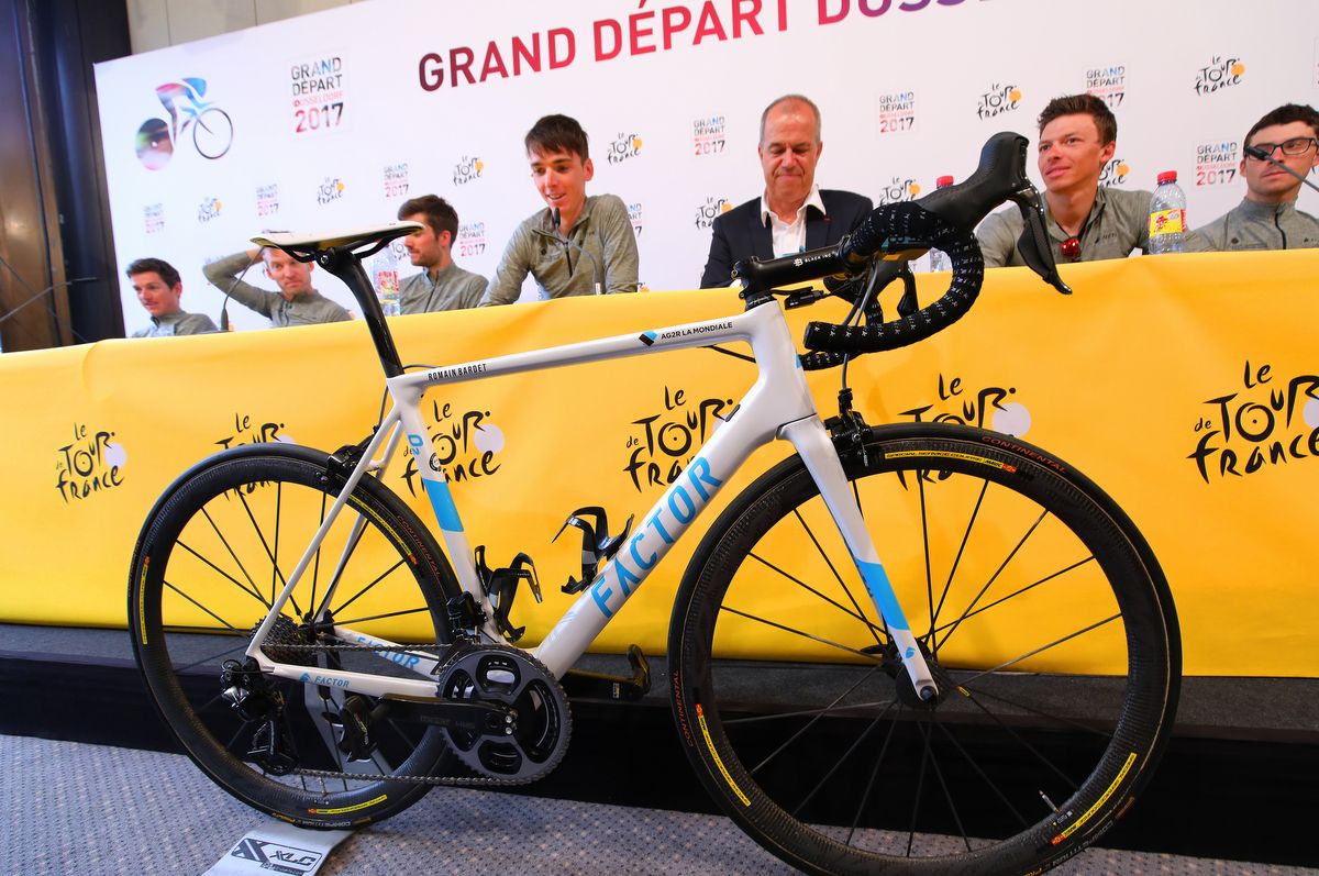 Bardet's custom Factor bike on show
