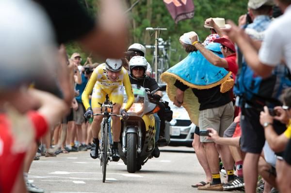 Tejay Van Garderen (HTC-Highroad) trying to find his way through the fans.