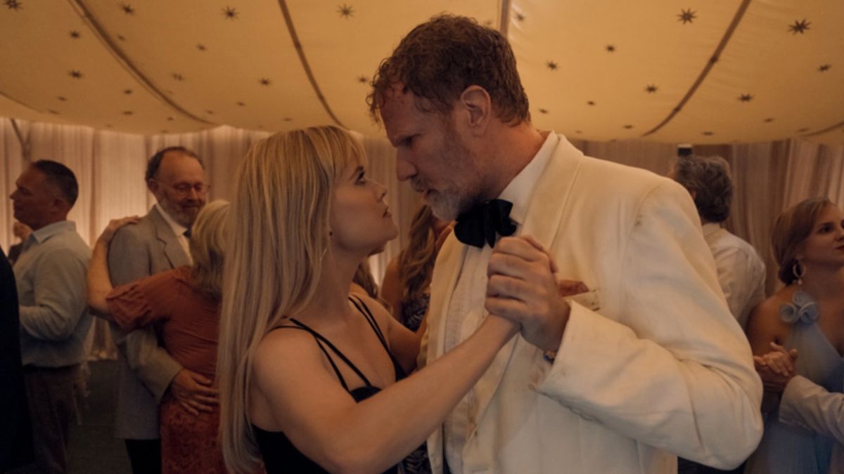 Reese Witherspoon and Will Ferrell dancing in You&#039;re Cordially Invited