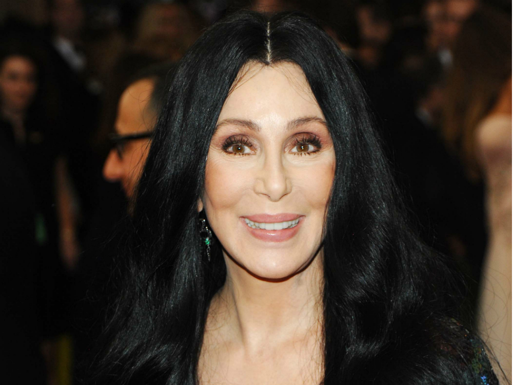 Шер 4 класс. Шер американская певица фото. Cher 70 years old. Богиня Шер.