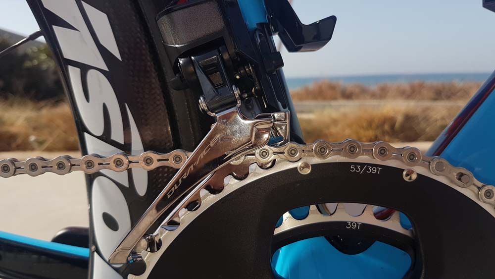 Israel Cycling Academy uses KMC chains