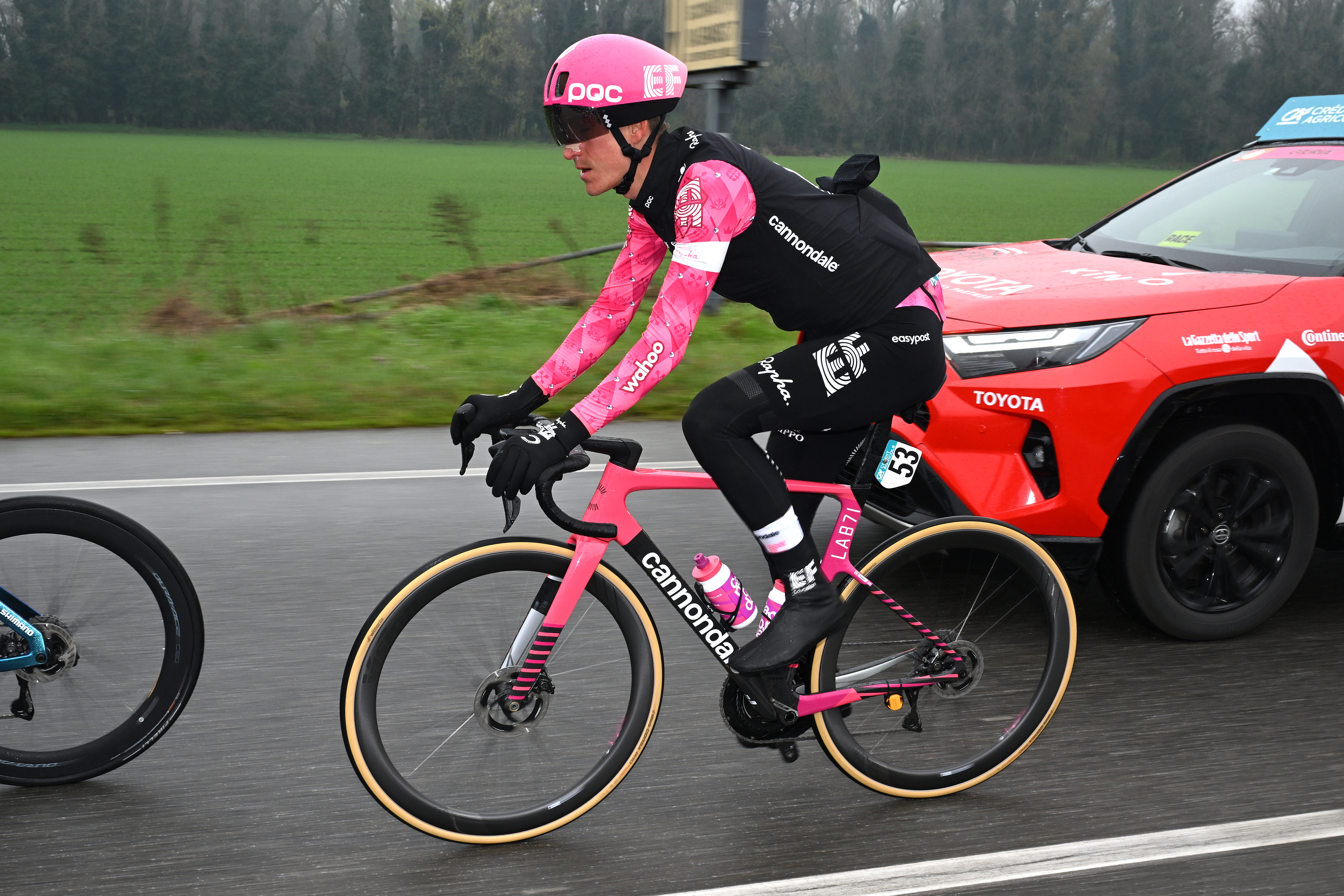 Mikkel Honore riding the Metron RS wheels at Milan San Remo