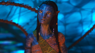 Neytiri looking intently in Avatar: Fire And Ash