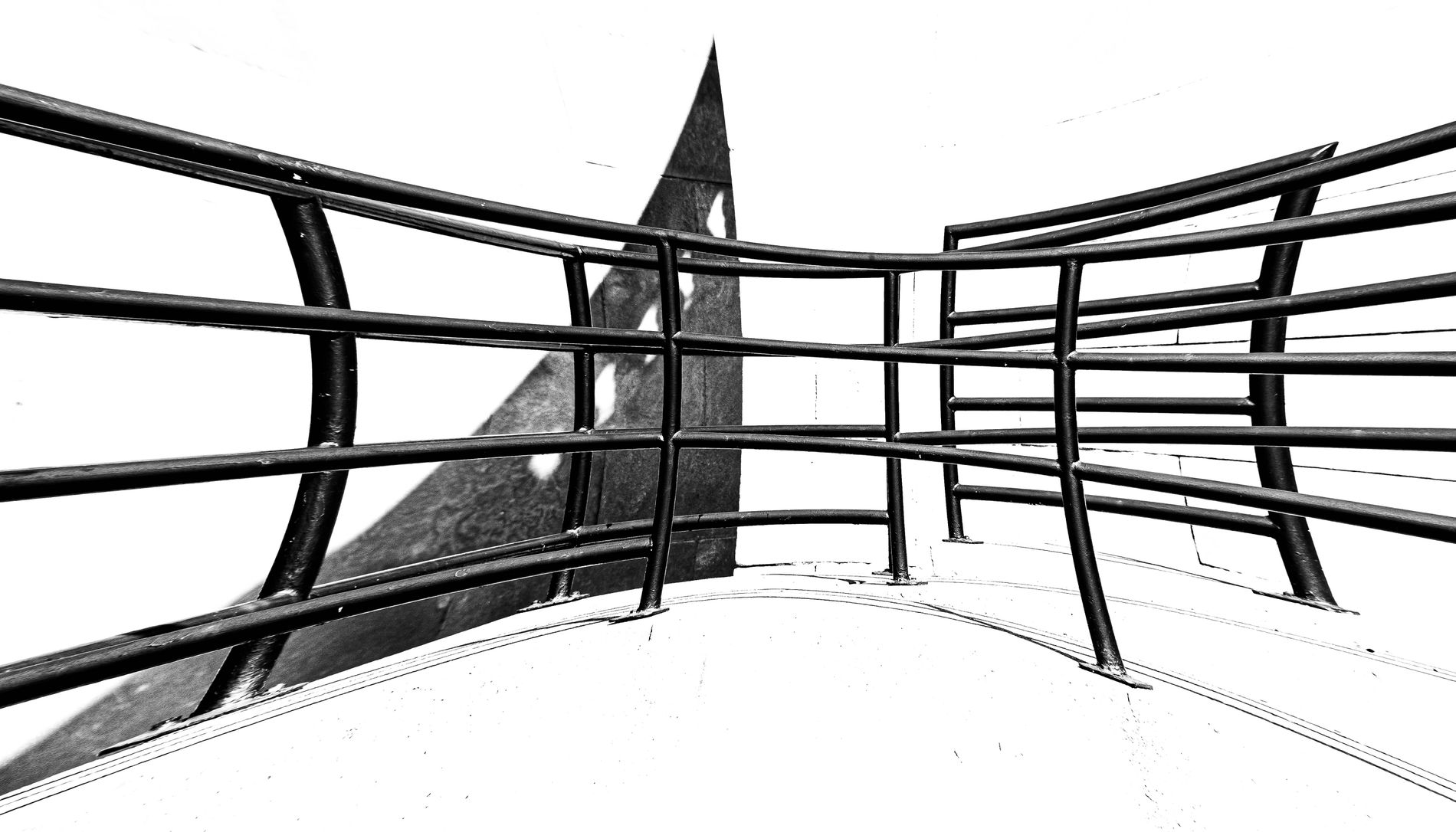 GuruShots - Captivating Architecture August 2025