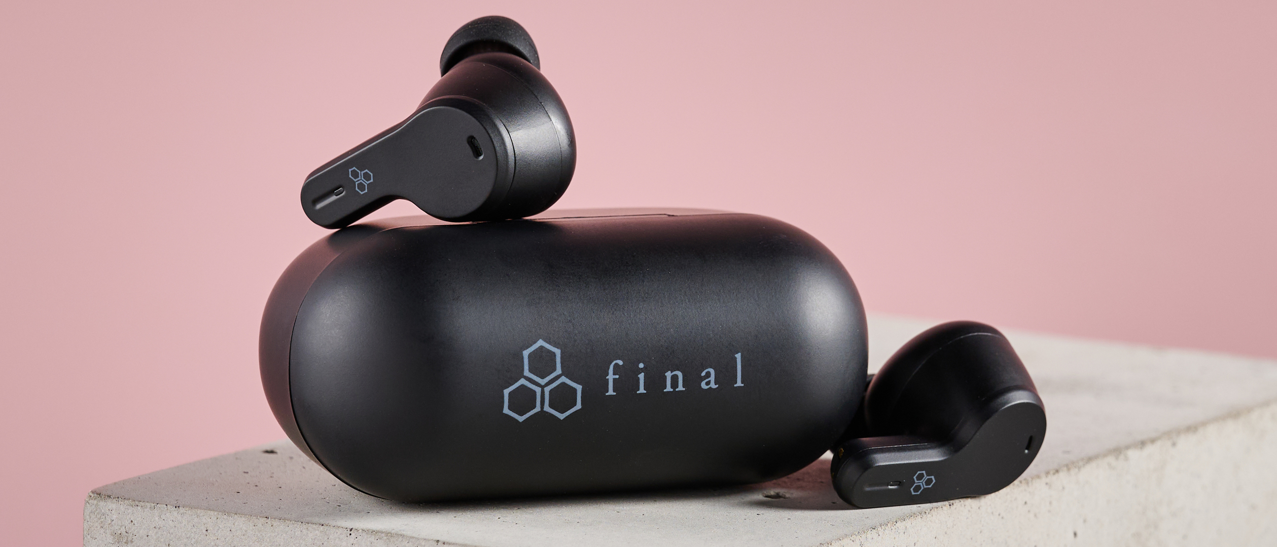 techradar.com - Lewis Maddison - I tested the VR3000 Wireless and loved their sound and design - but their ANC leaves a lot to be desired