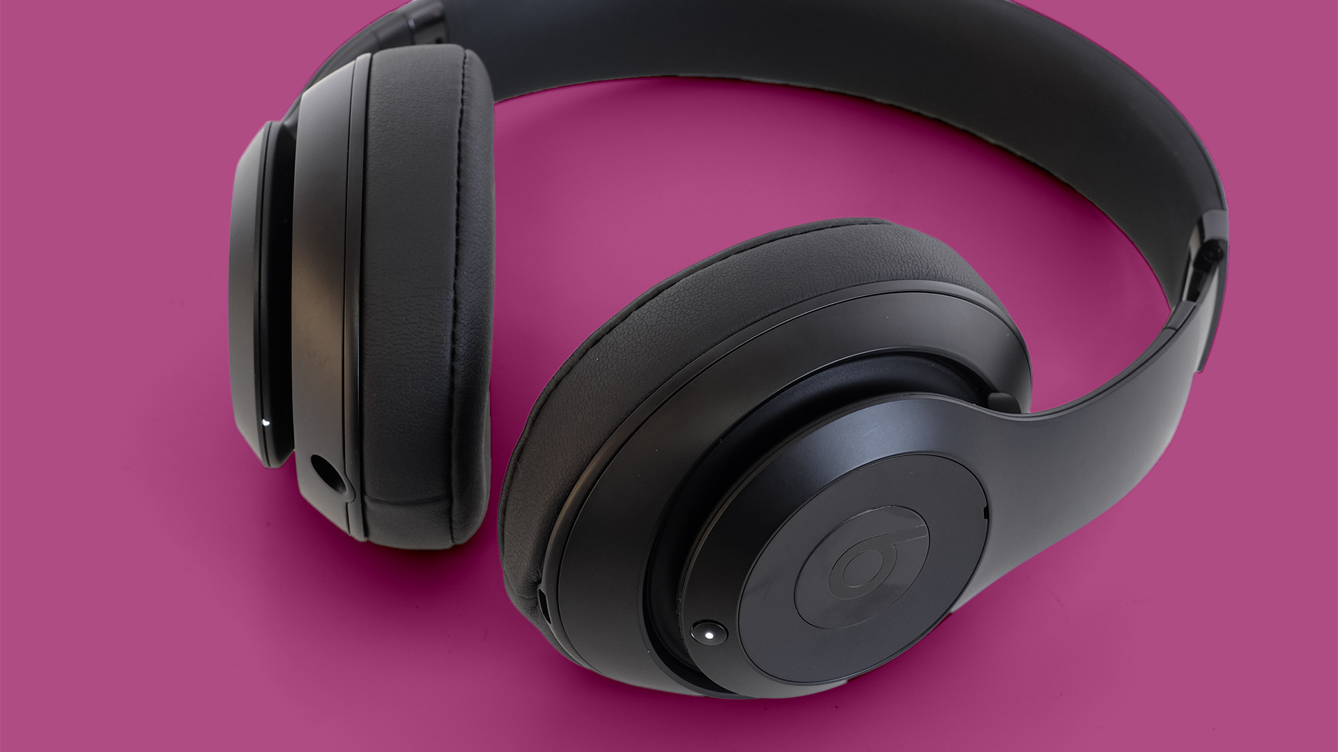 The next Apple headphones could be an over-ear model like the Beats Studio 3 (pictured).