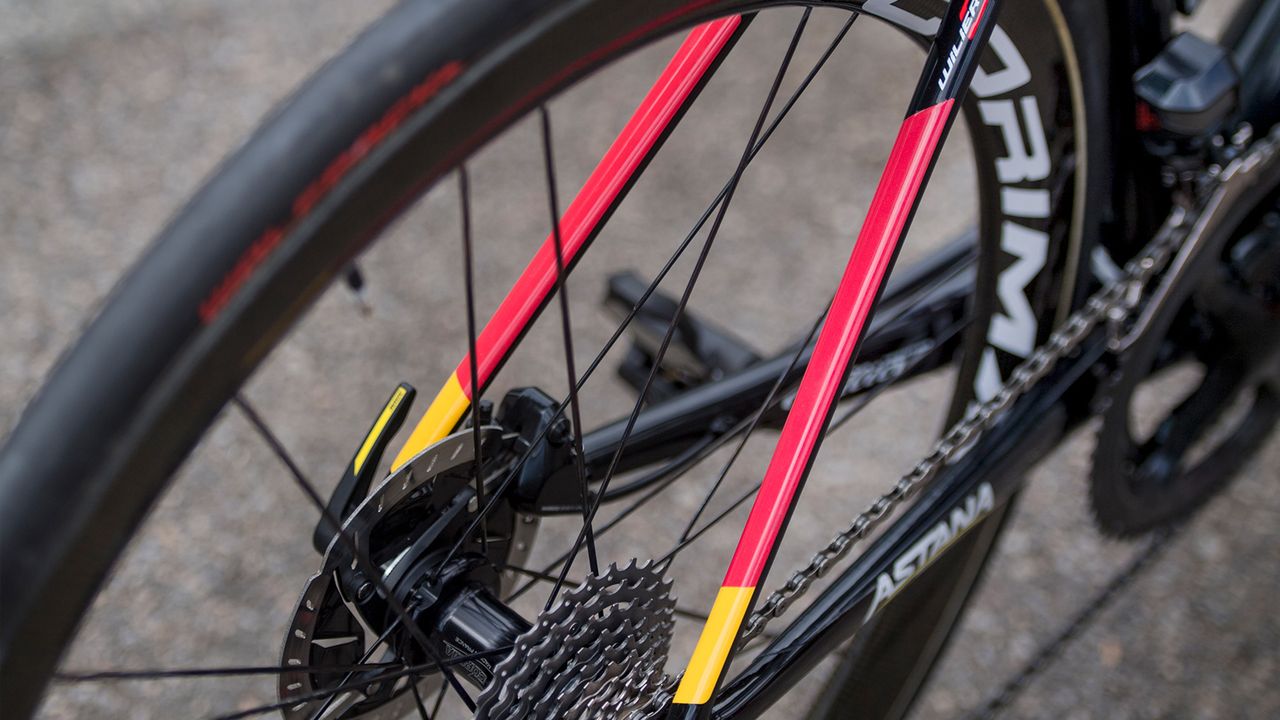 Luis Leon Sanchez's Spanish champion's themed Wilier Zero SLR
