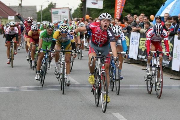 The stage winner Wouter Wippert