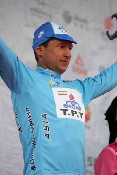 Andrey Mizurov (Tabriz) in the Asian riders jersey.