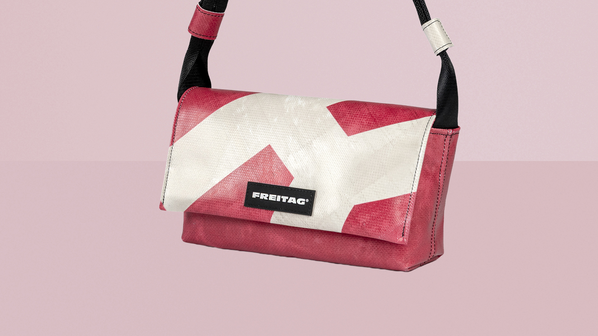 Freitag F171 Laura press image