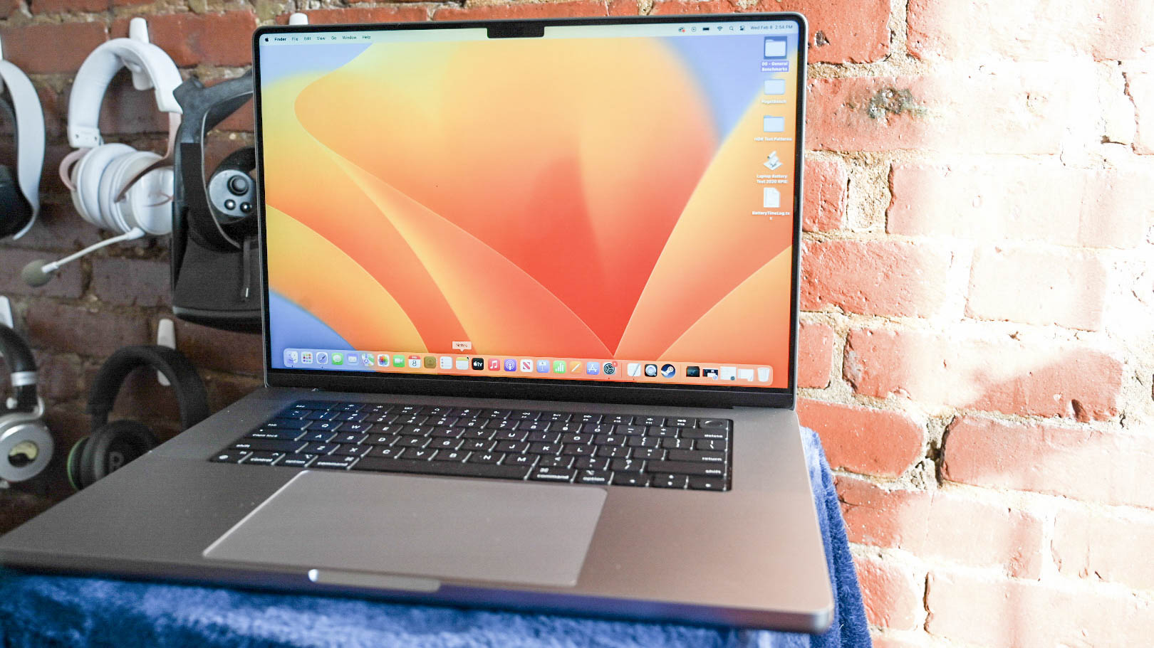 Apple 16-inch MacBook Pro (M2 Max, 2023) review: A content creator's dream  machine