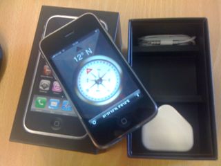 iPhone 3G S unboxed
