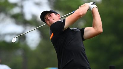 Viktor Hovland takes a shot at the Tour Championship