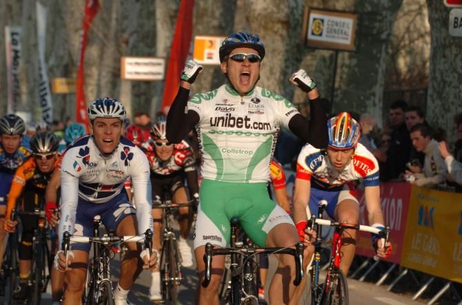 Cooke wins the 2006 GP d'Ouverture La Marseillaise