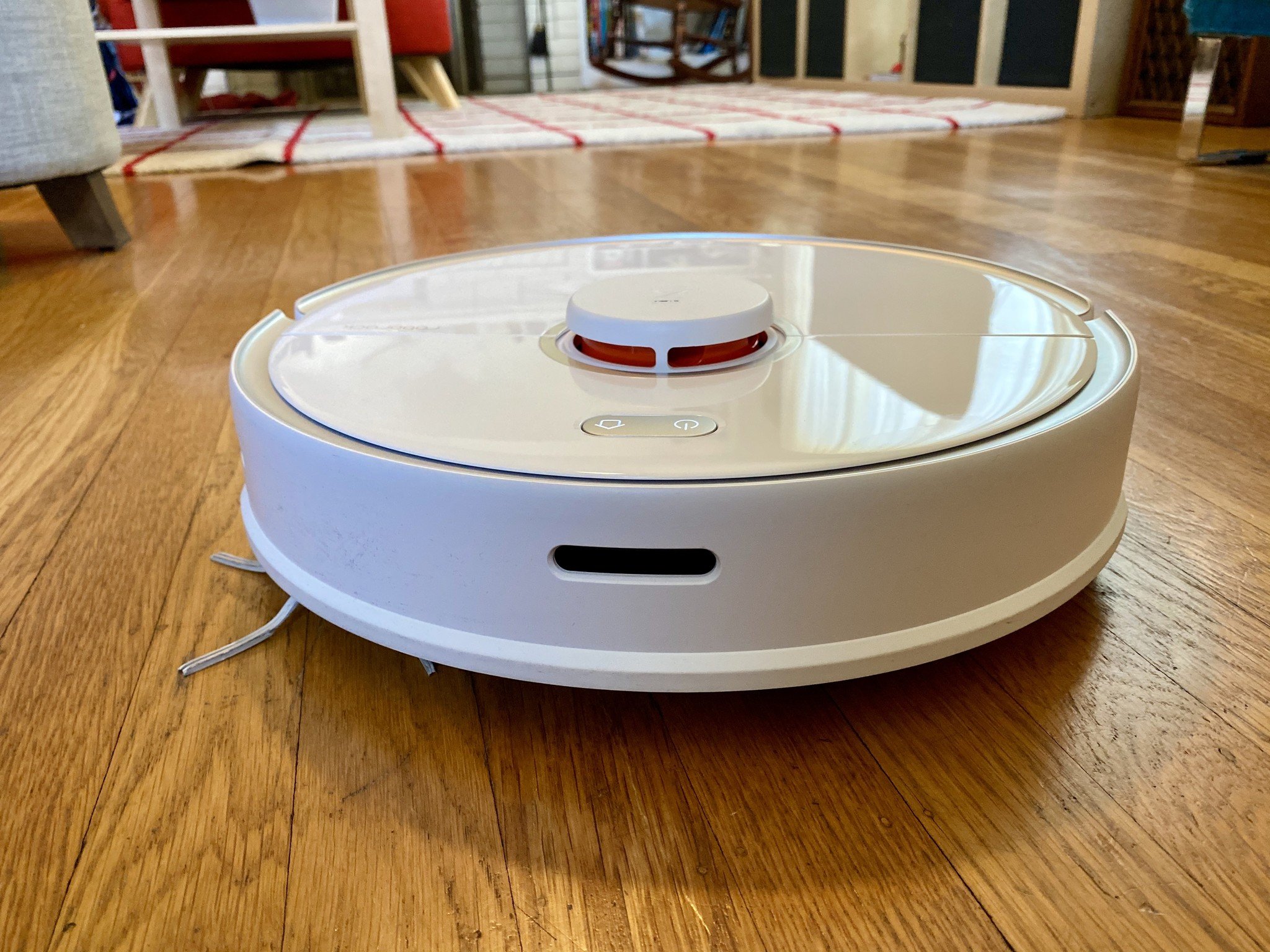 Roborock S5 Max review: This robot vacuum can really mop - Gearbrain