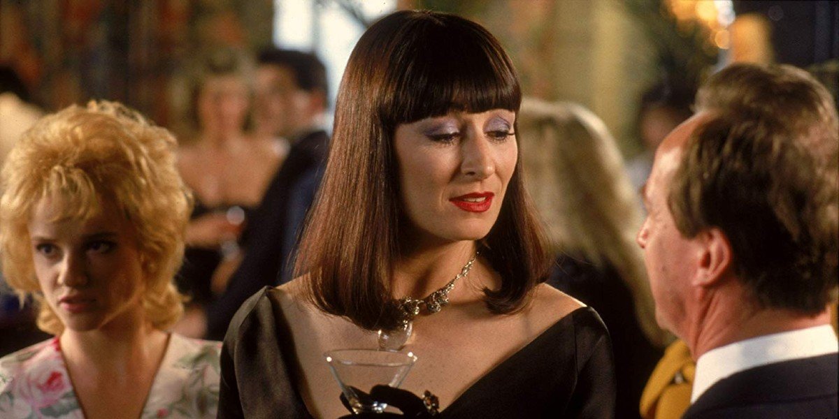 Anjelica Huston - The Witches 2020