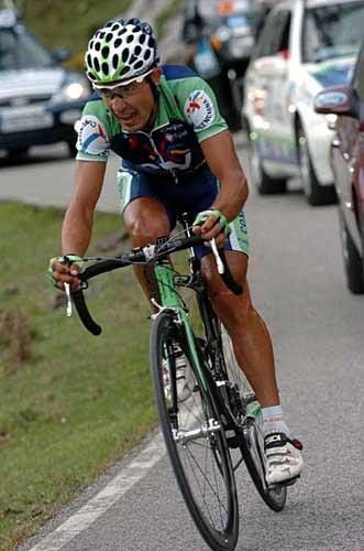 Eladio Jimenez (Comm. Valenciana) punishes himself on his way to winning stage 14