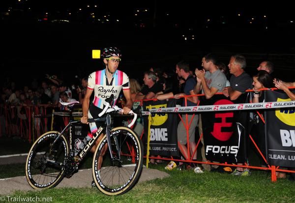 Chris Jones (Rapha Focus) running some steps