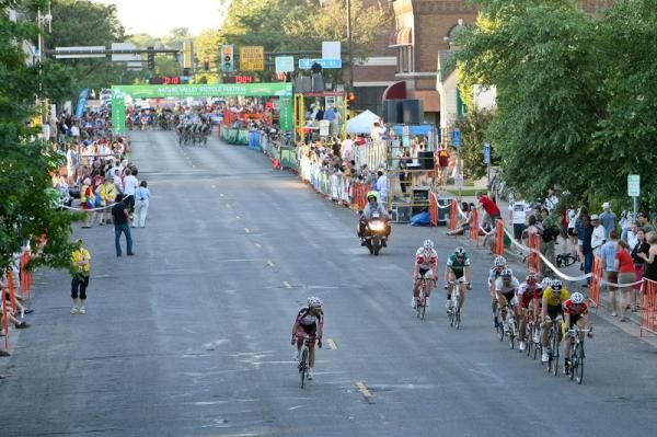 The break begins to get a decent gap on the field.