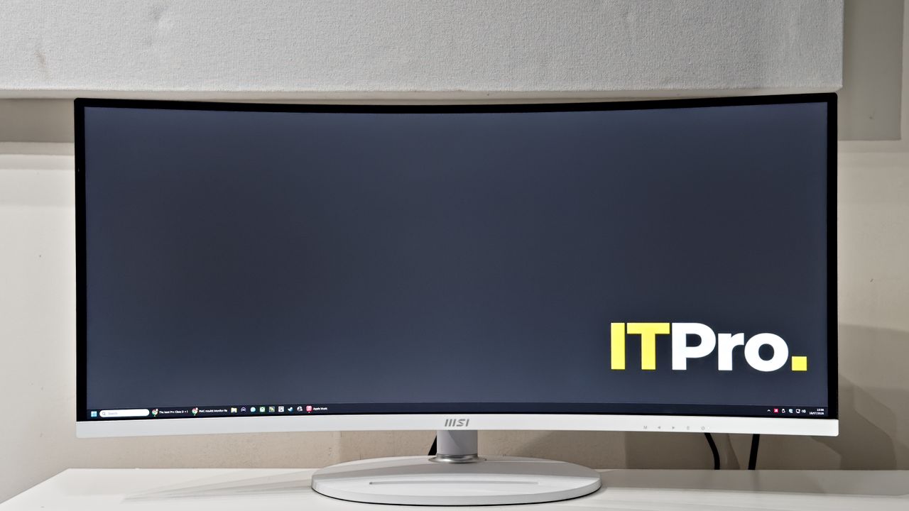 The MSI Modern MD342 on a desk