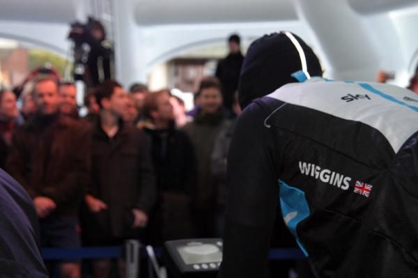 All eyes on Brad Wiggins