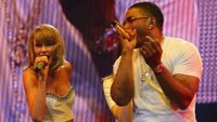 Taylor Swift performs with HAIM and special guest Nelly onstage during the 1989 World Tour at Scottrade Center on September 29, 2015 in St Louis, Missouri.
