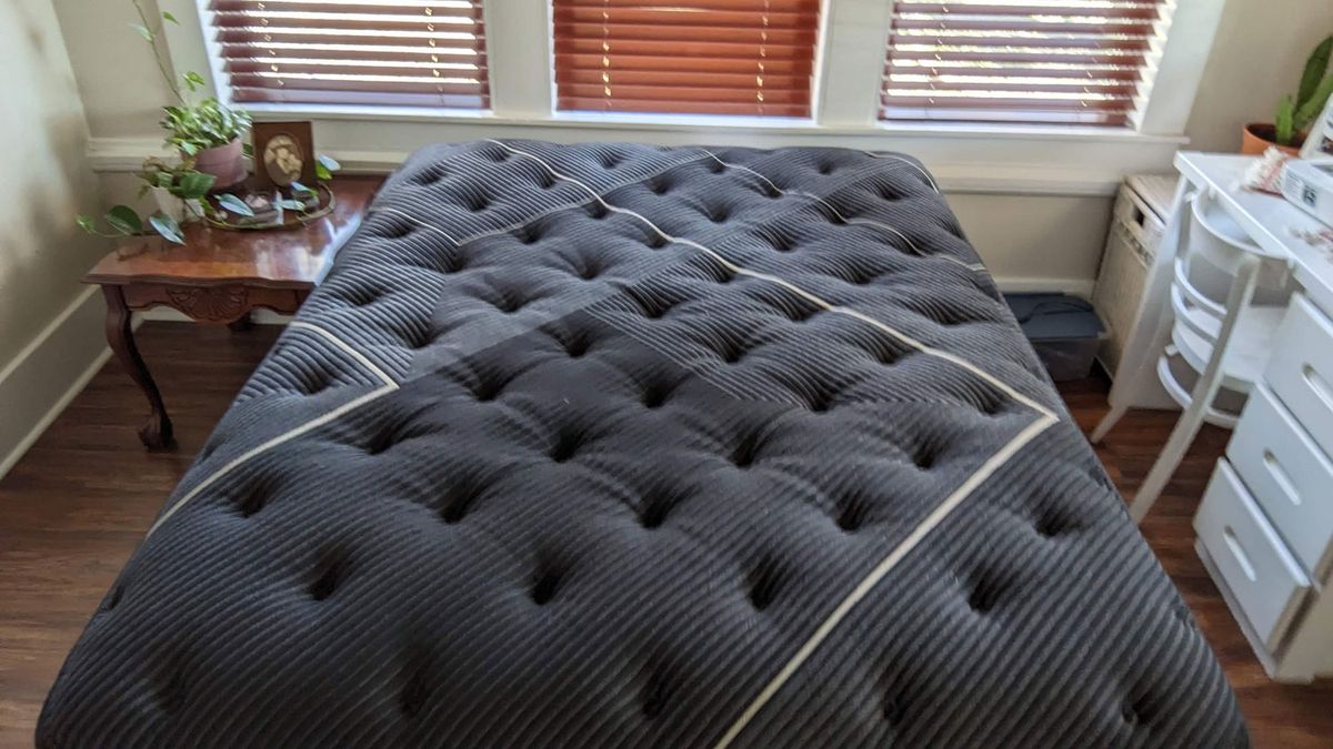 Beautyrest Black KClass Plush Pillow Top mattress review sink into an