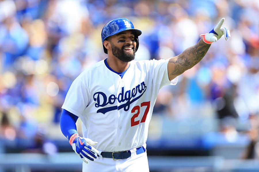 Dodgers trade star outfielder Matt Kemp to Padres in blockbuster deal