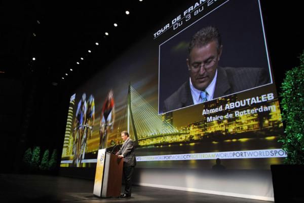 Ahmed Aboutaleb, the mayor of Rotterdam, the starting point of the 2010 Tour de France, speaks at the presentation.