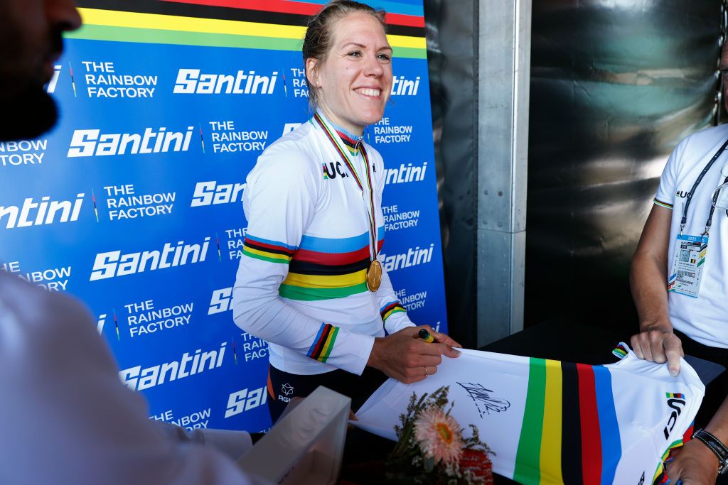 WOLLONGONG AUSTRALIA SEPTEMBER 18 Race winner Ellen Van Dijk of The Netherlands signs the rainbow jersey after the 95th UCI Road World Championships 2022 Women Individual Time Trial a 342km individual time trial race from Wollongong to Wollongong Wollongong2022 on September 18 2022 in Wollongong Australia Photo by Con ChronisGetty Images