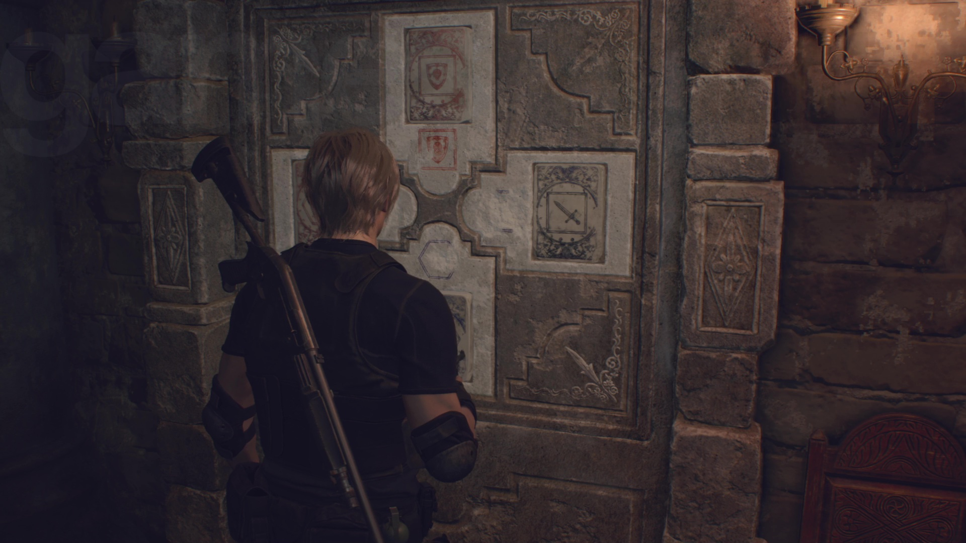 Resident Evil 4 Remake - Ashley Moon Light Puzzle Solution