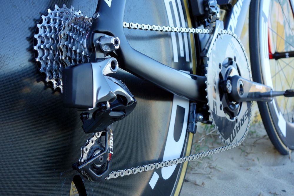 The SRAM eTap rear derailleur works with a SRAM X-Glide 1190 11-28 cassette