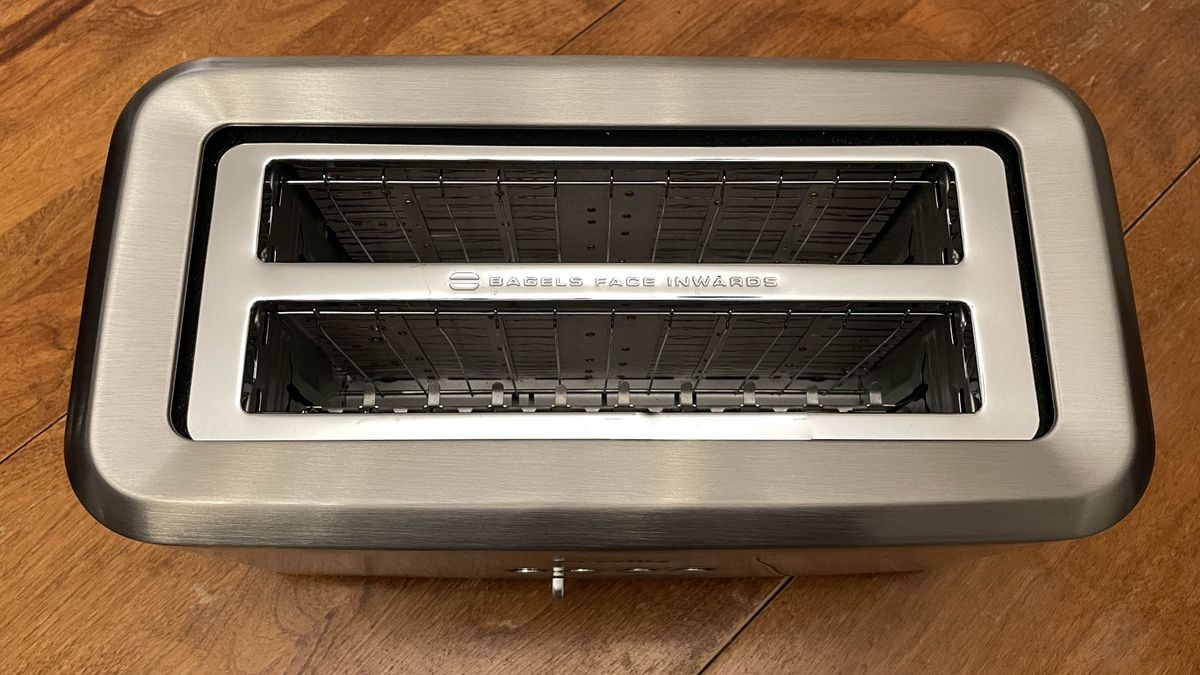 Breville Bit More 4-Slice Toaster top view