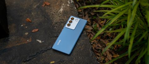 Test Vivo V23 5G : le smartphone caméléon