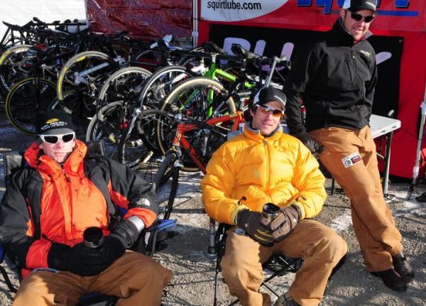Stylin' mechanics with Carhart pants, cool shades, and the latest ski jackets.
