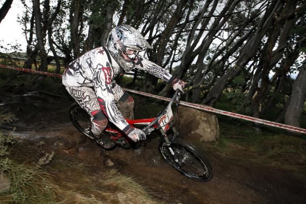 The experienced Nathan Rennie took third.