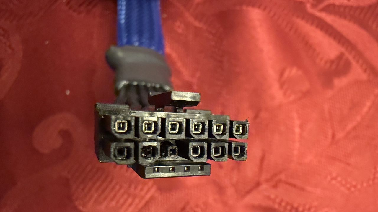 RTX 5090 connector melt
