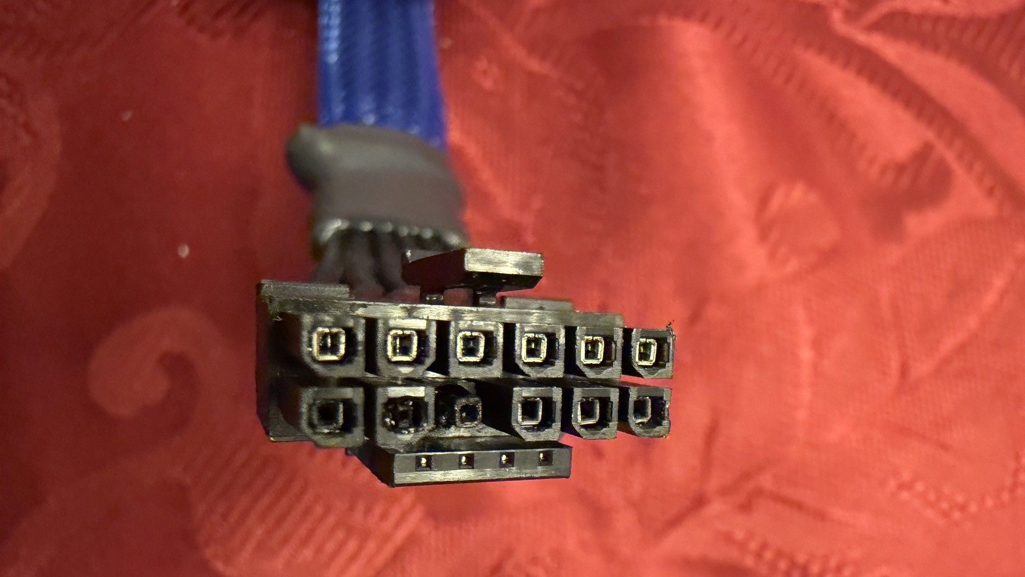 RTX 5090 connector melt