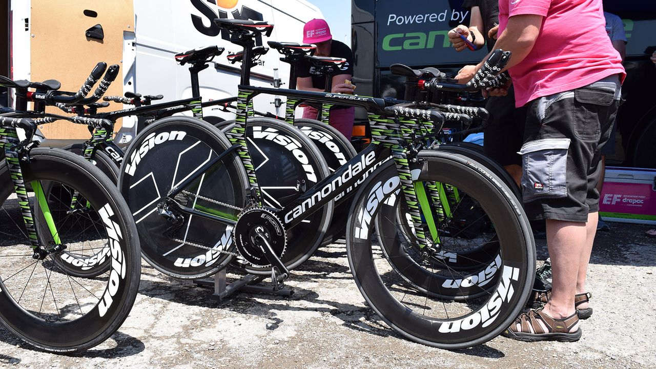 EF Education First-Drapac continue to race on the Cannondale SuperSlice, although seem to be refraining from using the the disc brake version of the bike