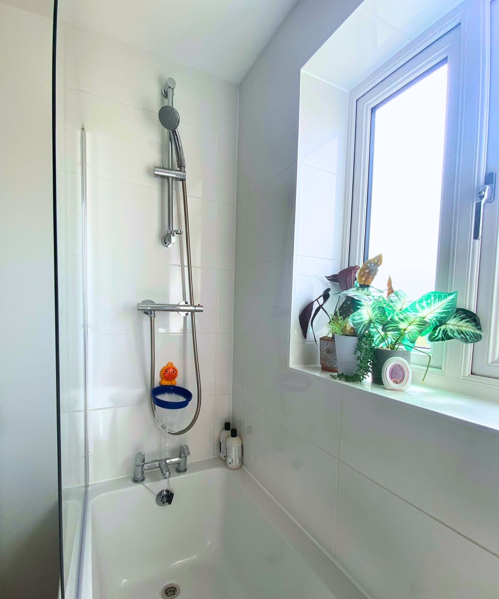 Febreze Small Space air fresheners fixed my bathroom smells | Real Homes